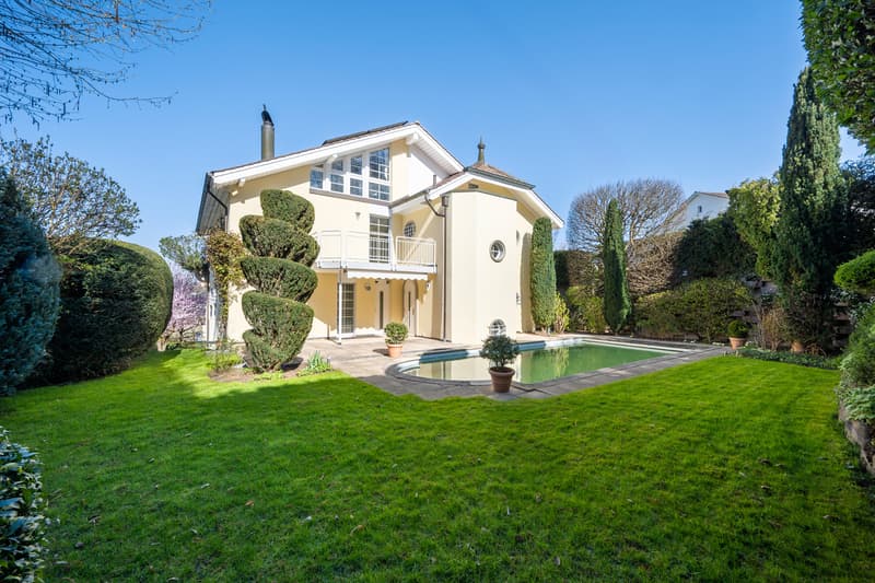 Much space. Much privacy. Dreamy long-distance view. Close to forest and meadows. (13)