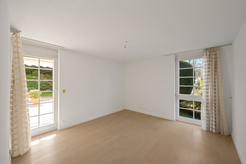 Much space. Much privacy. Dreamy long-distance view. Close to forest and meadows. (11)