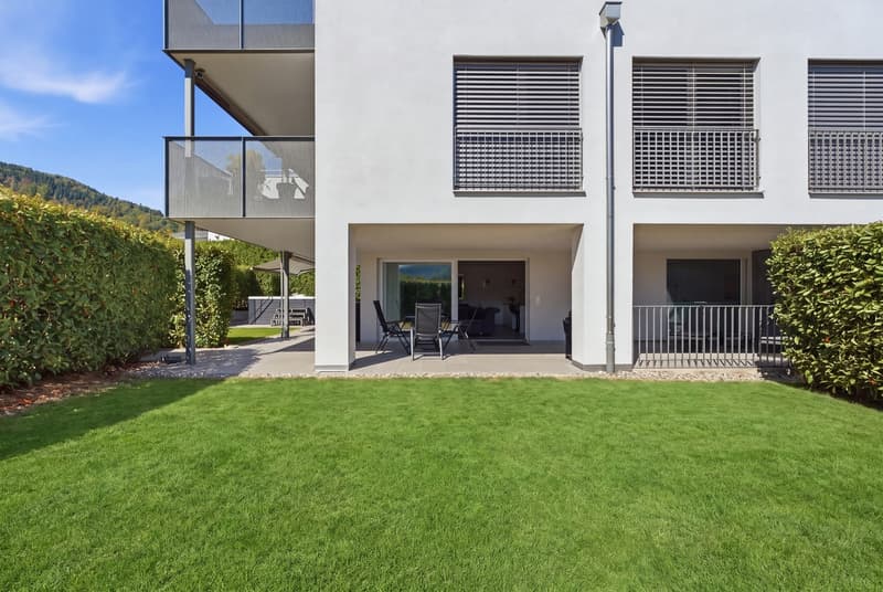 4.5 Zimmer, Maisonette-Flair & 247 m² Gartenidylle (1)