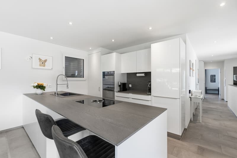 4.5 Zimmer, Maisonette-Flair & 247 m² Gartenidylle (6)