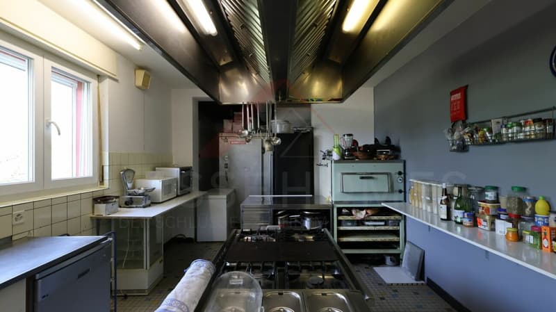 Residential and commercial property in Fahy (JU) - Charm and potential for living and working in the same place (10)