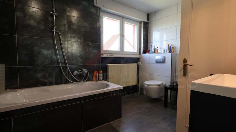 Residential and commercial property in Fahy (JU) - Charm and potential for living and working in the same place (21)