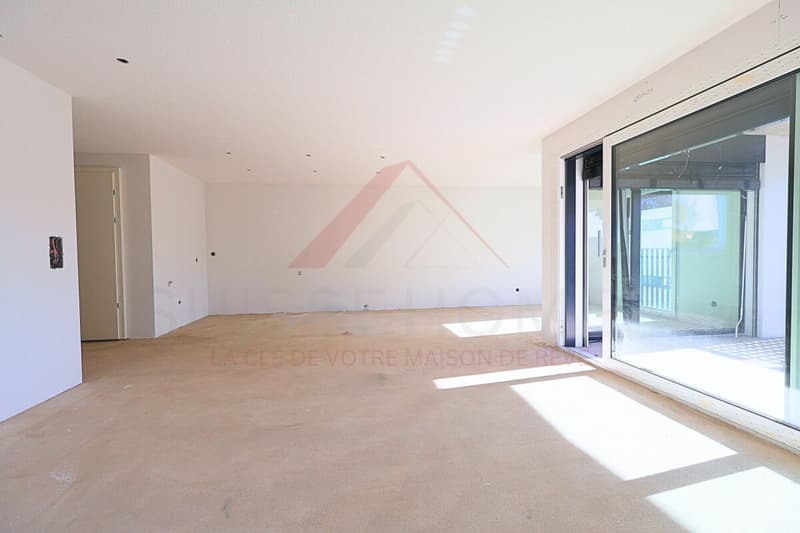 Living with style: superb 4.5-room apartment in Düdingen with beautiful volumes (6)