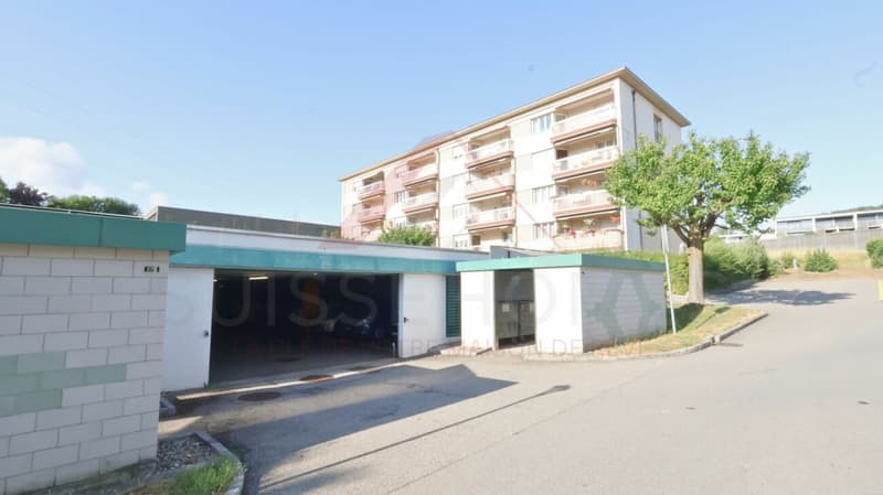 Marly - Renovated 3.5-room apartment with sunny balcony and green views (16)
