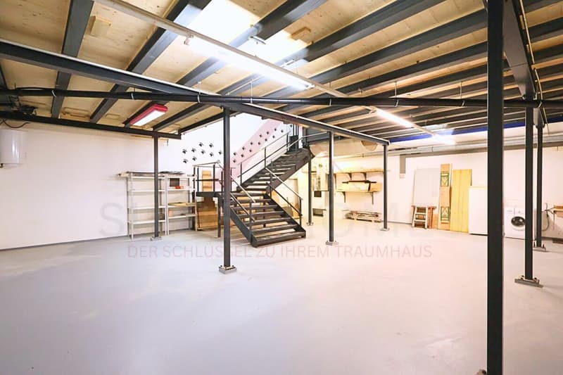 Wohnen und Arbeiten vereint - Atriumgebäude mit 220 m² Wohn- und 270 m² Gewerbefläche in Thörishaus (4)