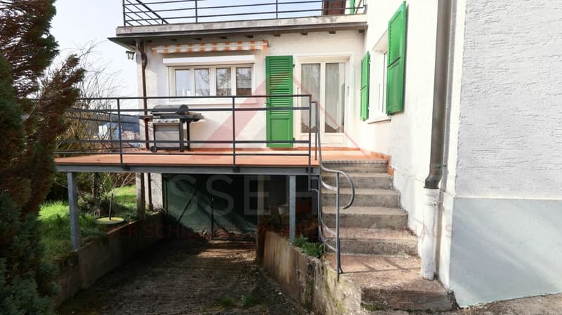 Casa con 4,5 stanze piene di charme e vista panoramica sul castello con due terrazze (8)