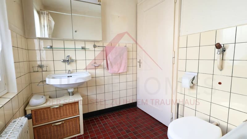 Casa con 4,5 stanze piene di charme e vista panoramica sul castello con due terrazze (19)