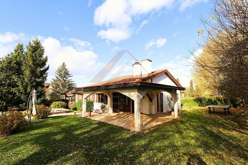 Porrentruy - Beautiful spacious villa with pool, jacuzzi, and independent accommodation (26)