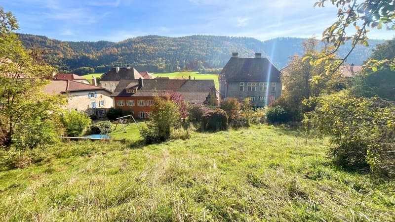 Sonvilier - Terrain constructible idéal pour villas ou maisons mitoyennes dans un cadre calme (2)
