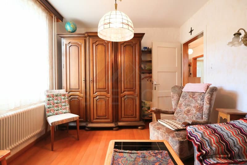 Delémont - Property with 3 apartments and strong potential for appreciation in a central neighborhood (19)