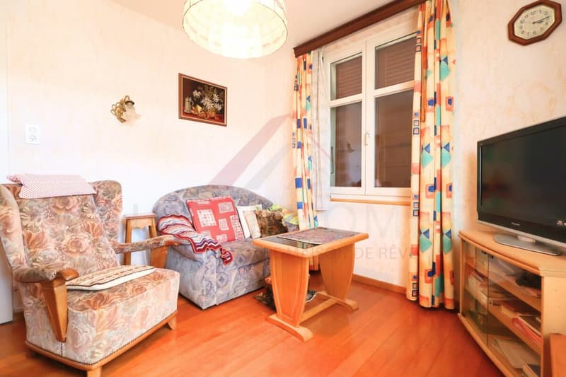 Delémont - Property with 3 apartments and strong potential for appreciation in a central neighborhood (18)