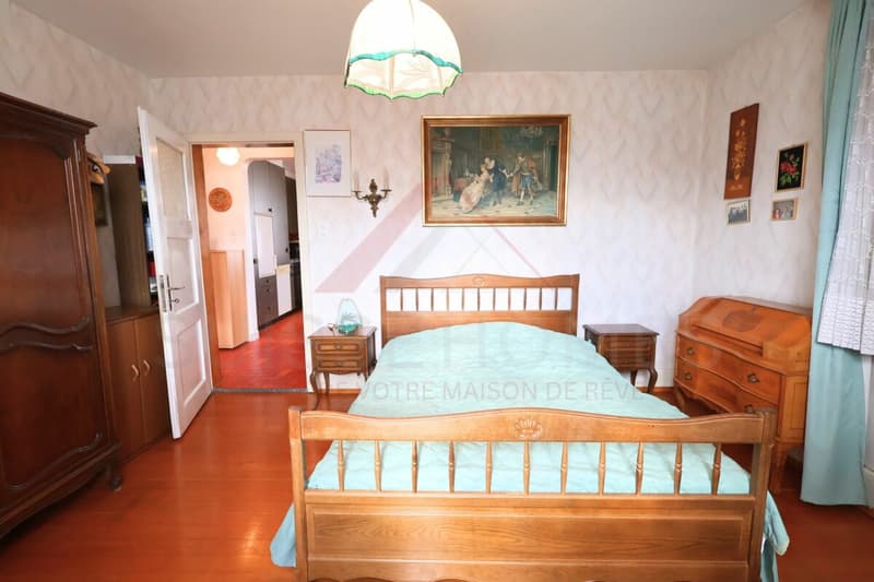 Delémont - Property with 3 apartments and strong potential for appreciation in a central neighborhood (14)