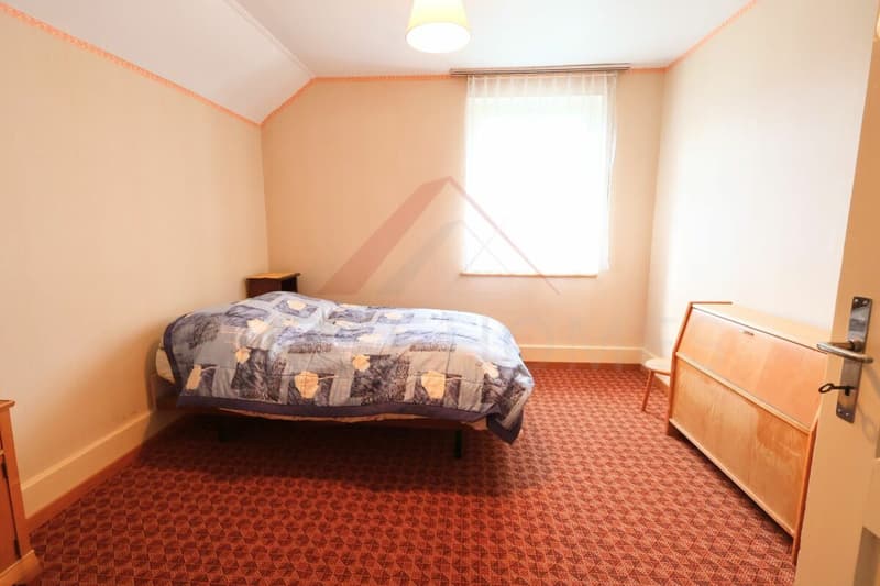 Delémont - Property with 3 apartments and strong potential for appreciation in a central neighborhood (23)