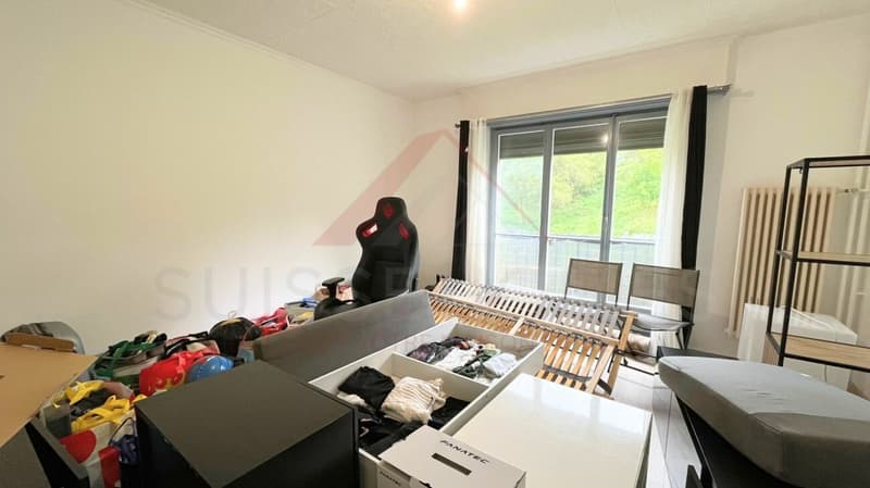 Le Locle - 3.5 room apartment with balcony, brightness and great potential (2)