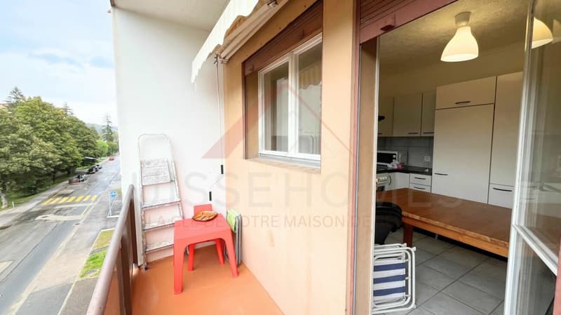 Le Locle - 3.5 room apartment with balcony, brightness and great potential (6)