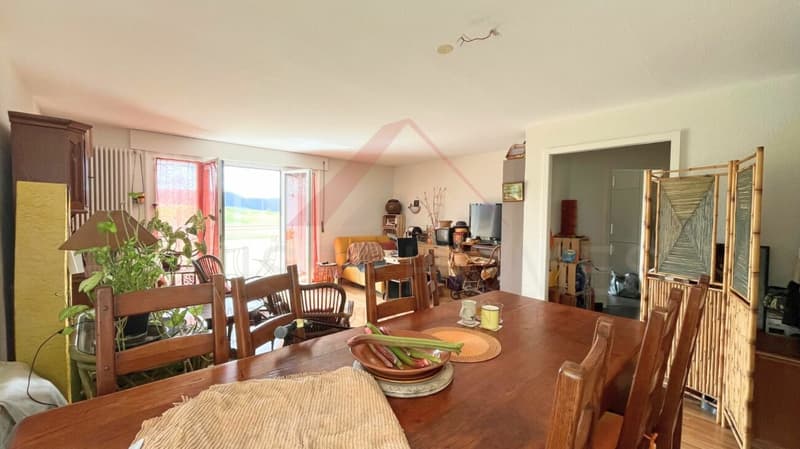 3.5-Room Apartment with Loggia and Valley View in Le Locle (4)
