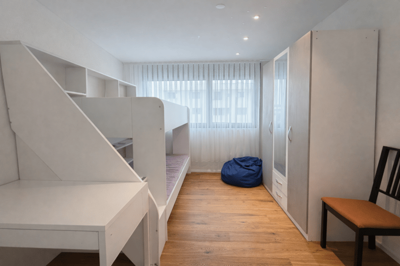 Appartement 4.5 pièces familial au centre de Menziken (5)