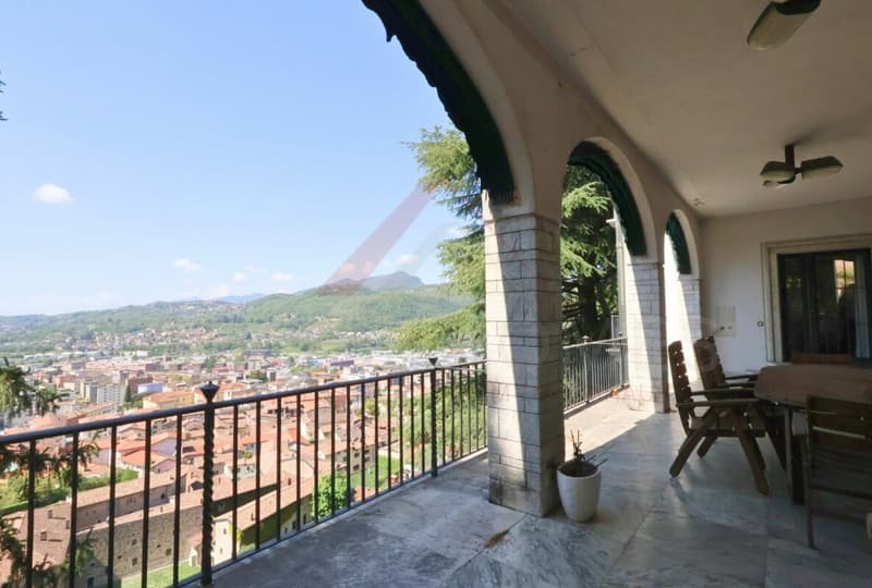 Entwicklungsareal mit drei Wohngebäuden und erheblichem Ausbaupotenzial in Mendrisio (9)