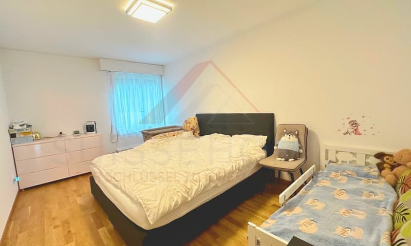 Bright, modern, and quiet: 3.5-room apartment with a great view in Burgdorf (8)