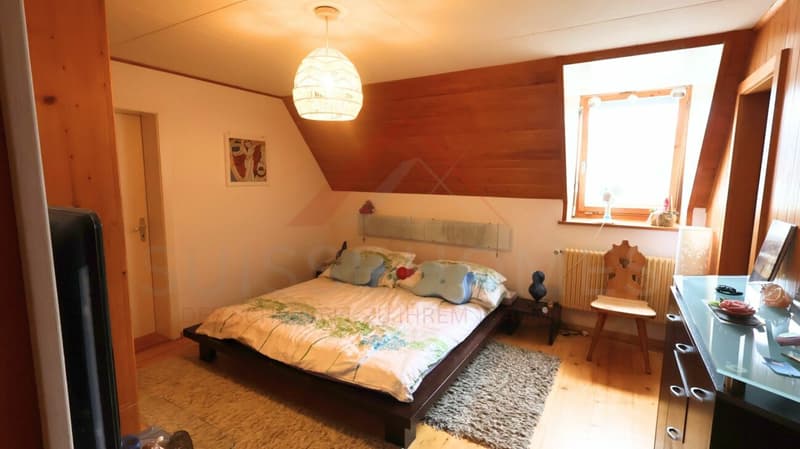 Attractive residential and commercial building with restaurant and development opportunities in Plaffeien (22)