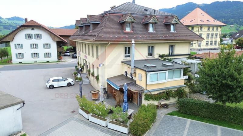 Attractive residential and commercial building with restaurant and development opportunities in Plaffeien (26)