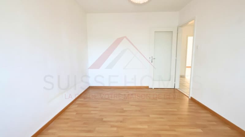 Marly - Appartement 3.5 pièces rénové avec balcon ensoleillé et vue verdoyante (11)