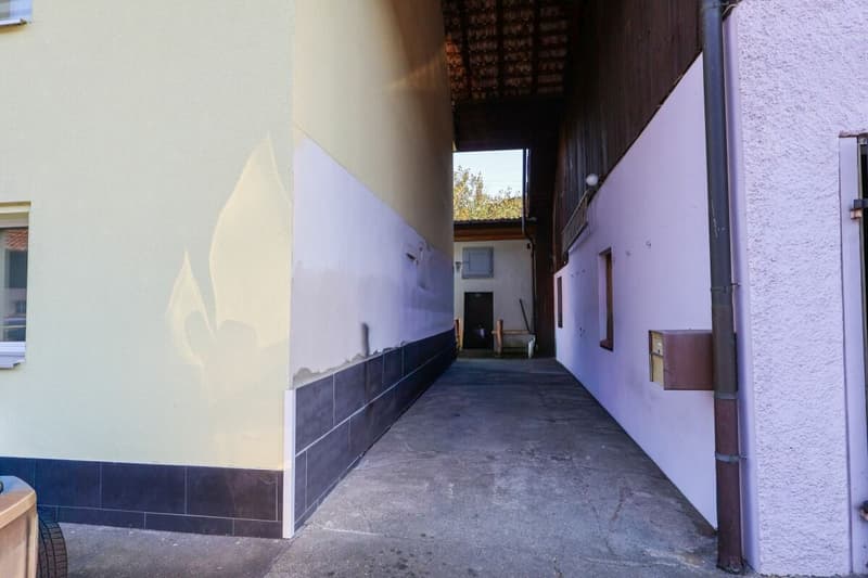 Single-family house with potential in Ammerswil (10)