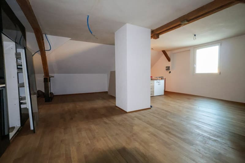 Single-family house with potential in Ammerswil (8)