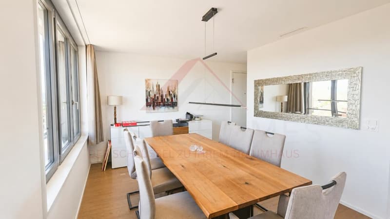 Exklusive 5.5 Zimmer Maisonette mit Designküche, Loggia und Minergie Standard (7)