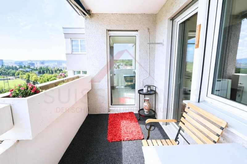 Occasion d'investissement rare avec revenus continus à Opfikon (12)