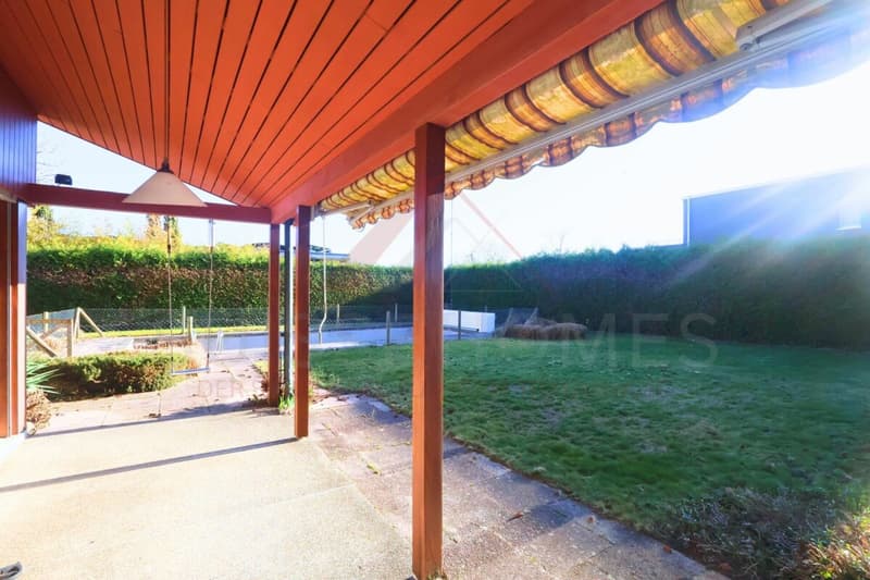 Vista lacustre da sogno sul lago di Bienne 8,5 locali casa con piscina e 1'443 m² di terreno (8)