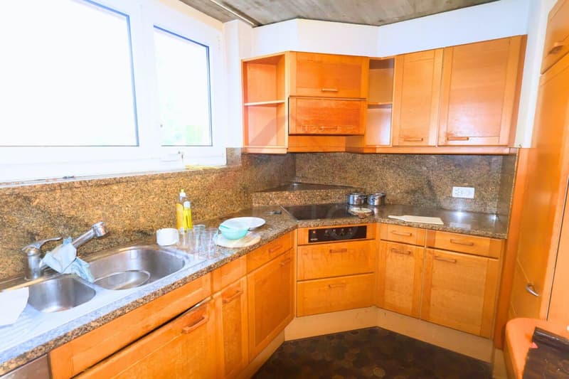Vista lacustre da sogno sul lago di Bienne 8,5 locali casa con piscina e 1'443 m² di terreno (17)