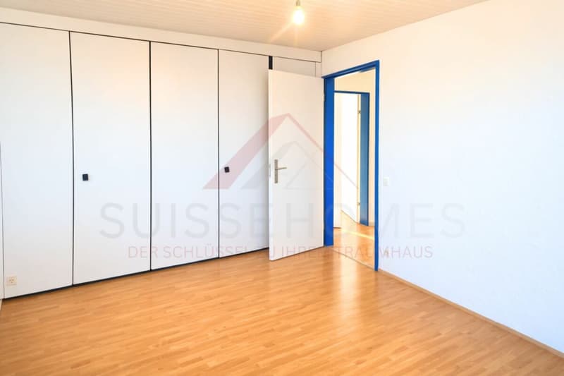 Vista lacustre da sogno sul lago di Bienne 8,5 locali casa con piscina e 1'443 m² di terreno (22)