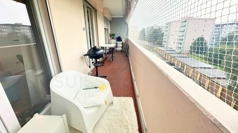 Raro a Friburgo - Appartamento moderno completamente rinnovato con parcheggio (7)