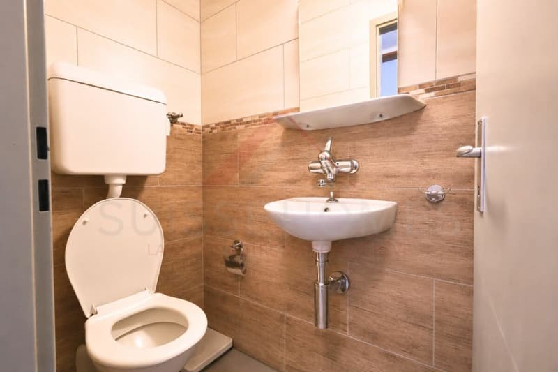 Exceptional panoramic view - Magnificent 3.5-room renovated apartment in Delémont (11)