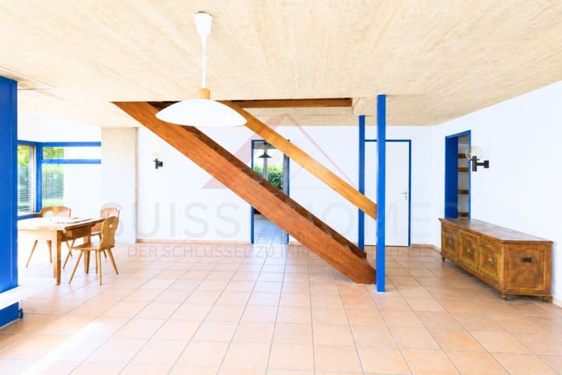 Vue lacustre de rêve sur le lac de Bienne Maison 8,5 pièces avec piscine et terrain de 1'443 m² (6)
