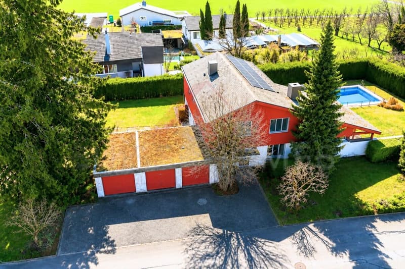 Vue lacustre de rêve sur le lac de Bienne Maison 8,5 pièces avec piscine et terrain de 1'443 m² (22)
