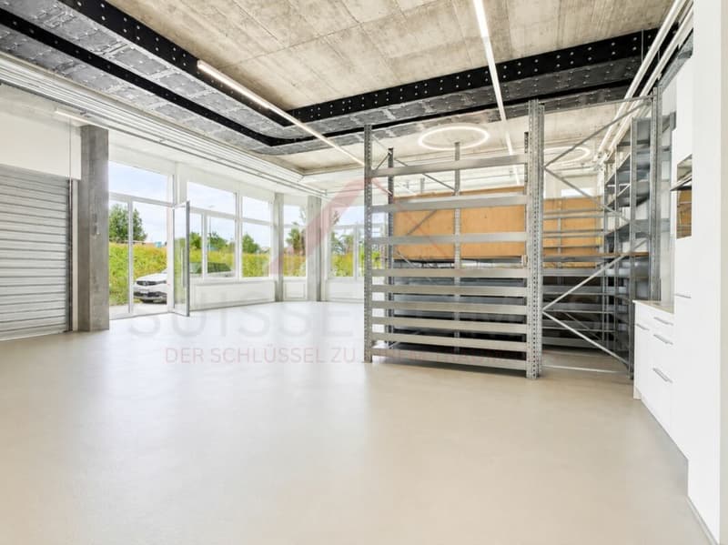 Commercial space with a future - 160 m² in a modern new building in Buchrain (3)