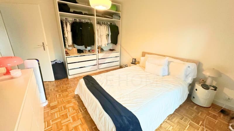 Rare à Fribourg - Appartement moderne entièrement rénové avec parking (9)