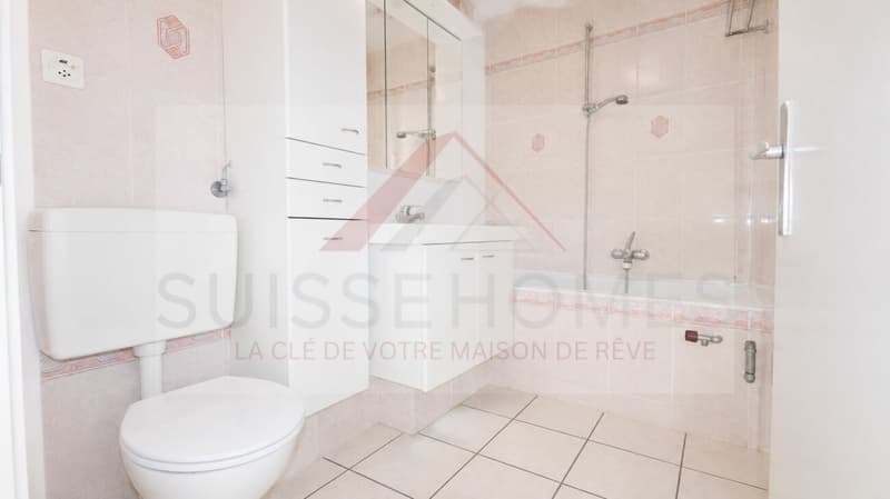 Marly - 3.5-Zimmer-Wohnung renoviert mit sonnigem Balkon und grüner Aussicht (18)