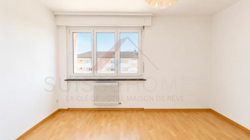 Marly - 3.5-Zimmer-Wohnung renoviert mit sonnigem Balkon und grüner Aussicht (14)