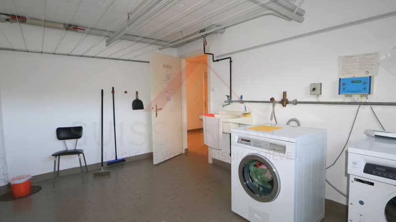 Marly - 3.5-Zimmer-Wohnung renoviert mit sonnigem Balkon und grüner Aussicht (20)
