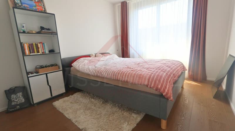Exklusive 5.5 Zimmer Maisonette mit Designküche, Loggia und Minergie Standard (8)