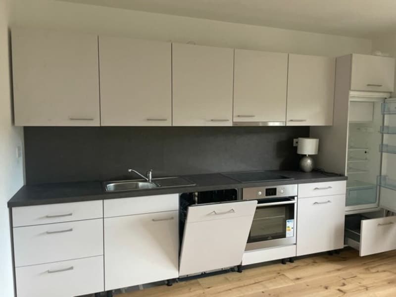 Charming 3.5-room apartment - stylishly renovated and with balcony in a quiet location (5)