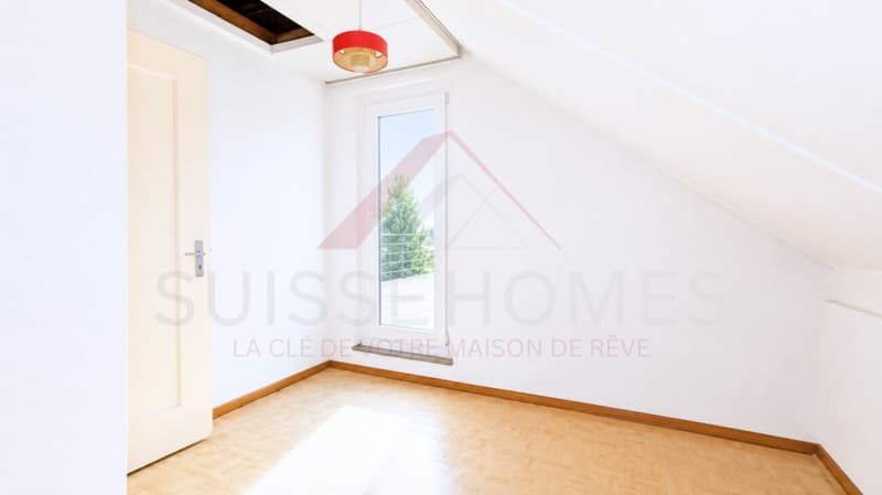 Charming house with panoramic views of the castle and two beautiful terraces (13)