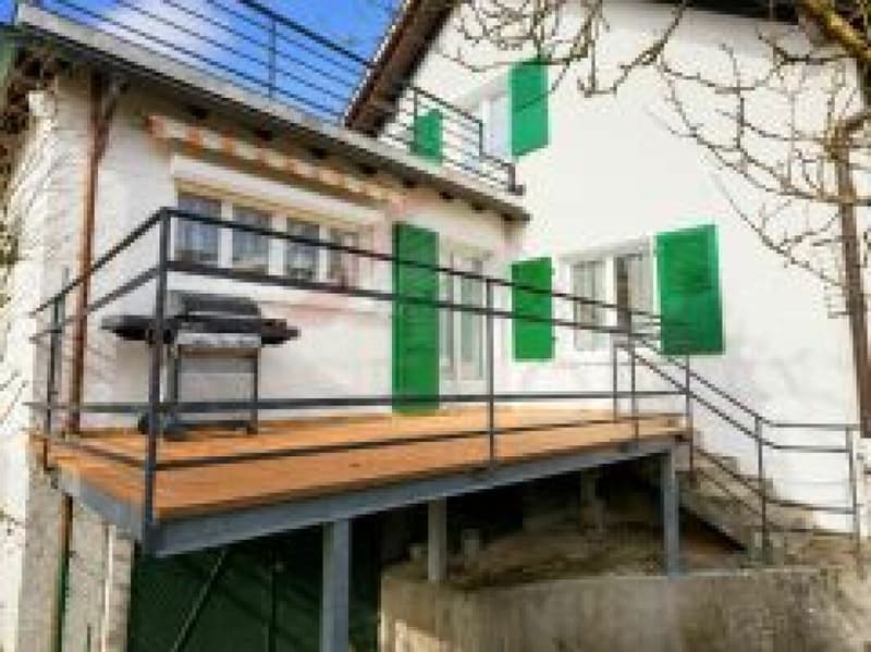 Casa di charme con vista panoramica sul castello e due belle terrazze (5)