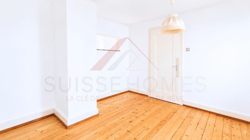 Charming house with panoramic views of the castle and two beautiful terraces (11)