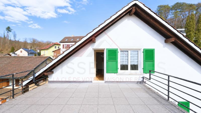 Charming house with panoramic views of the castle and two beautiful terraces (14)