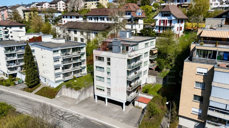 5,5 locali di comfort abitativo vicino a Berna - quieto, moderno e disponibile immediatamente (2)