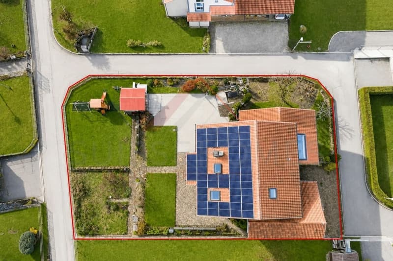 Exceptional family house with pool, sauna, and large garden in La Brillaz (26)